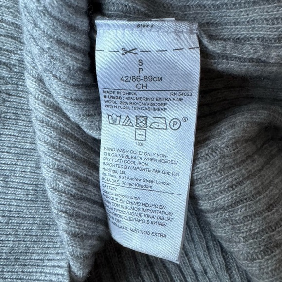 Banana Republic Merino Wool Filpucci Ribbed Gray Crew Neck Sweater Small - Picture 4 of 6